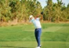 Aaron Rai gewinnt die PGA Championship 2026: Erster Major-Titel für den Engländer Aaron Rai beim Abschlag auf dem Fairway